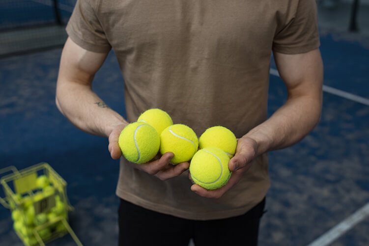 The Essential Role of Padel Grips: A Player’s Guide