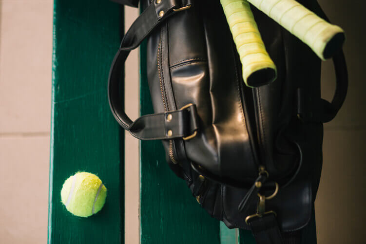 How to Pack Your Padel Bag for a Tournament?